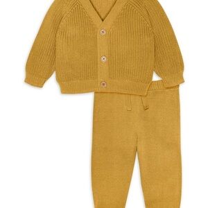 Modern Moments Baby Knit Set